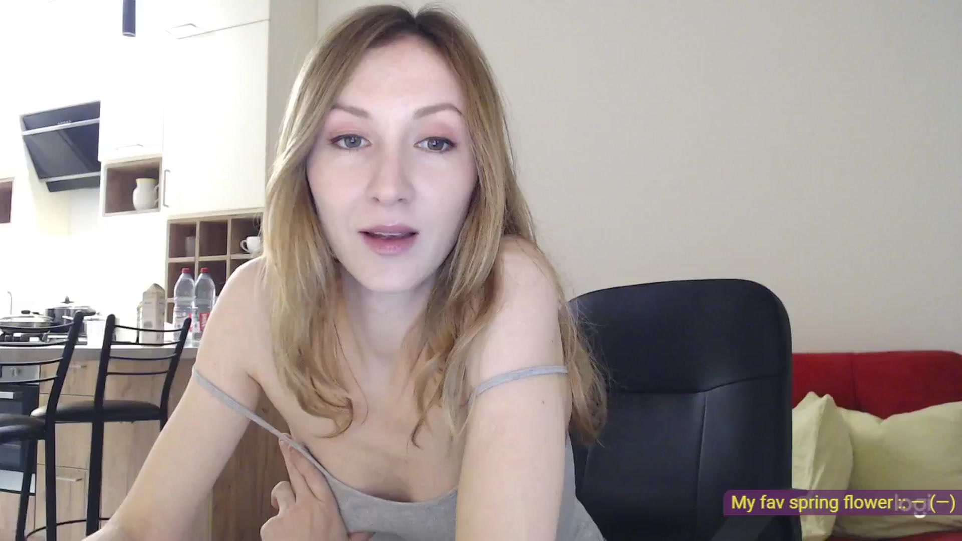 Gallery image thumbnail from AnnaLuv's myfreecams stream on, 03/01/2025, 21:47 image 12 of 20