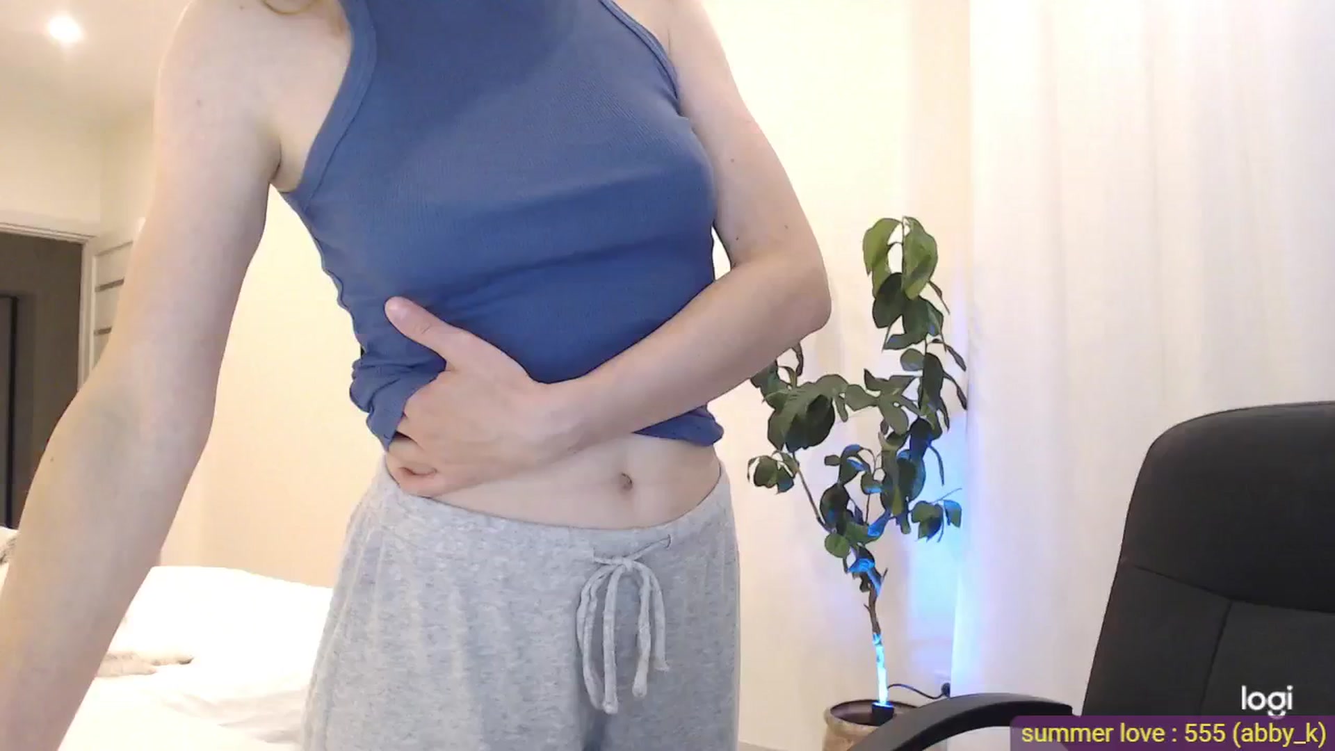 Gallery image thumbnail from AnnaLuv's myfreecams stream on, 06/01/2025, 22:53 image 8 of 20