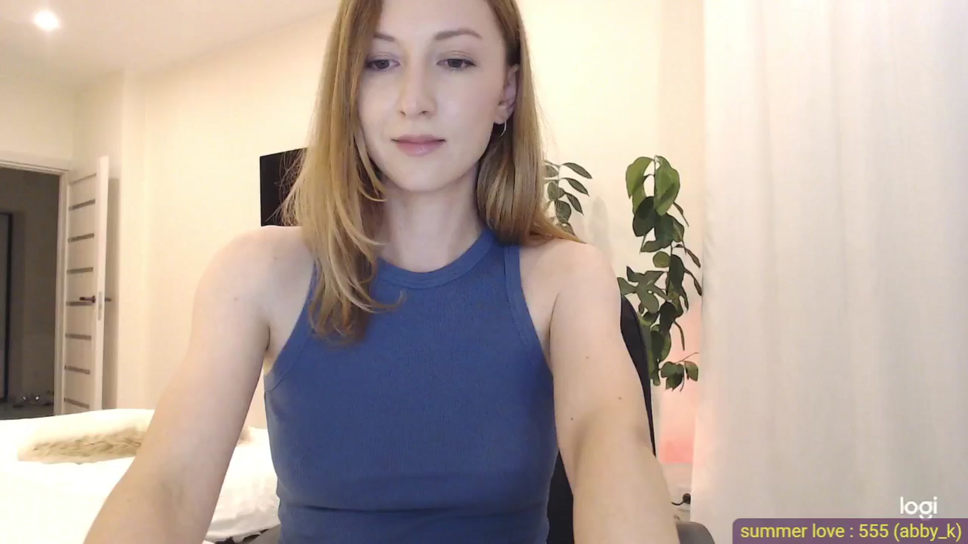 Gallery image thumbnail from AnnaLuv's myfreecams stream on, 06/01/2025, 22:53 image 7 of 20