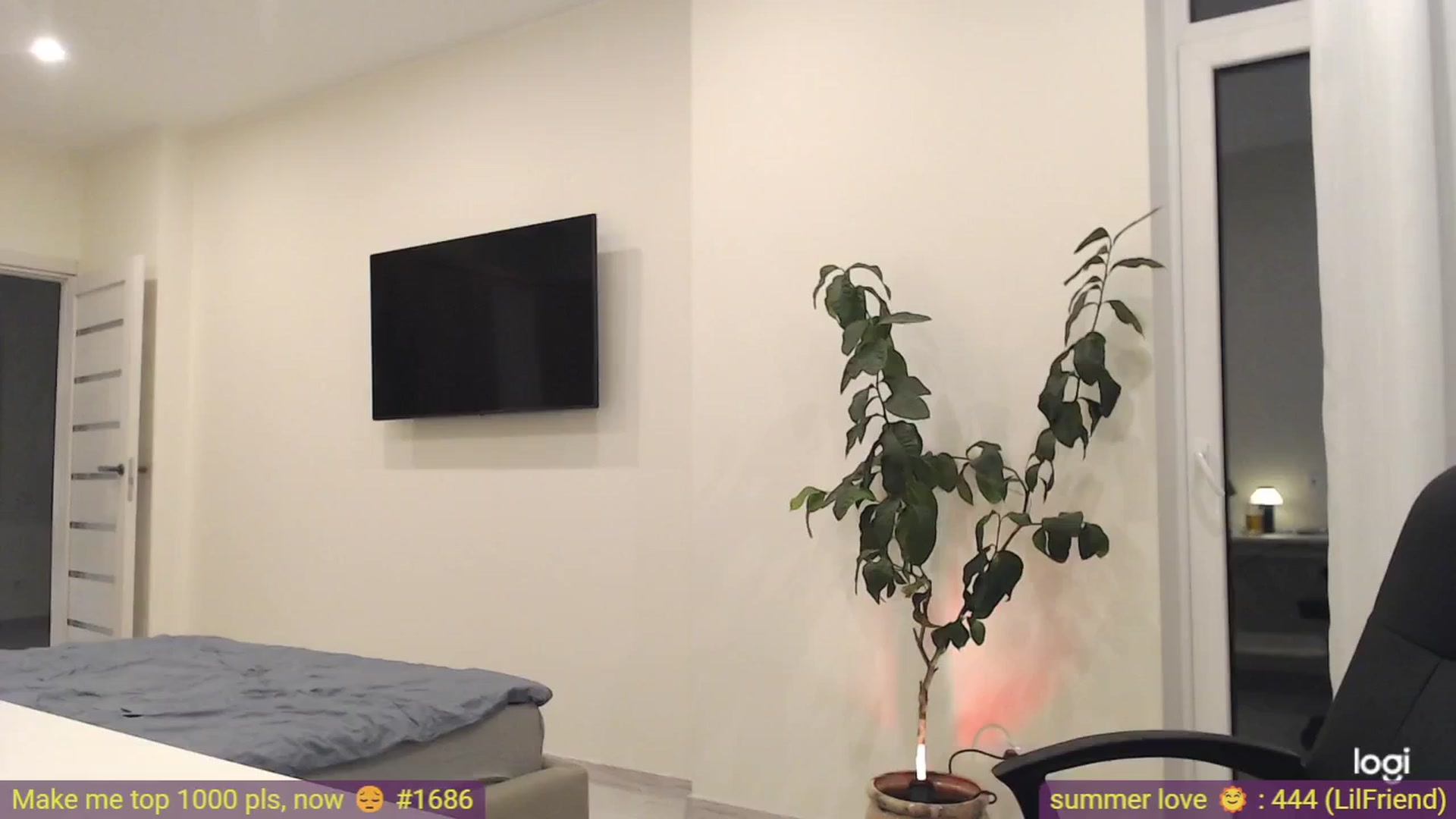 Gallery image thumbnail from AnnaLuv's myfreecams stream on, 07/02/2025, 20:05 image 10 of 20