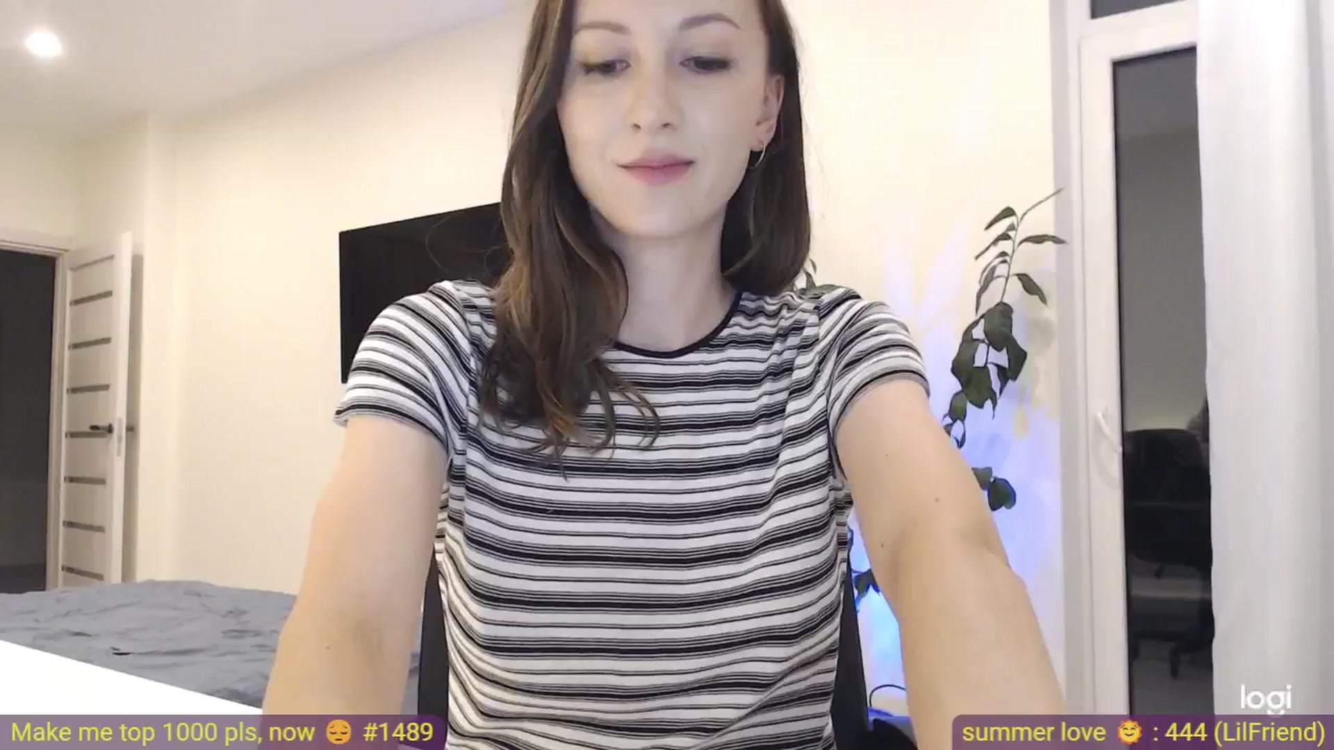 Gallery image thumbnail from AnnaLuv's myfreecams stream on, 07/02/2025, 20:05 image 17 of 20
