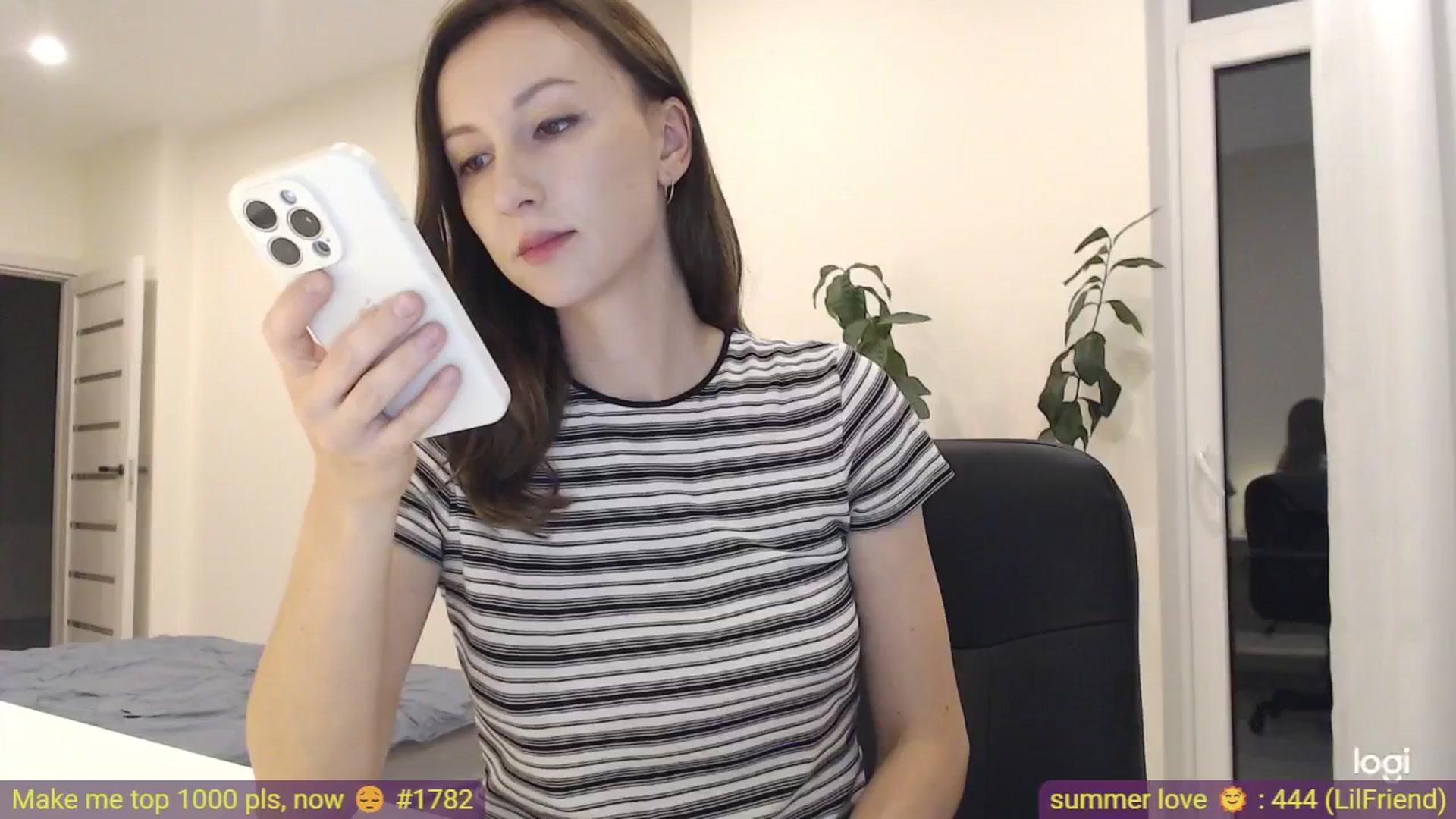 Gallery image thumbnail from AnnaLuv's myfreecams stream on, 07/02/2025, 20:05 image 8 of 20