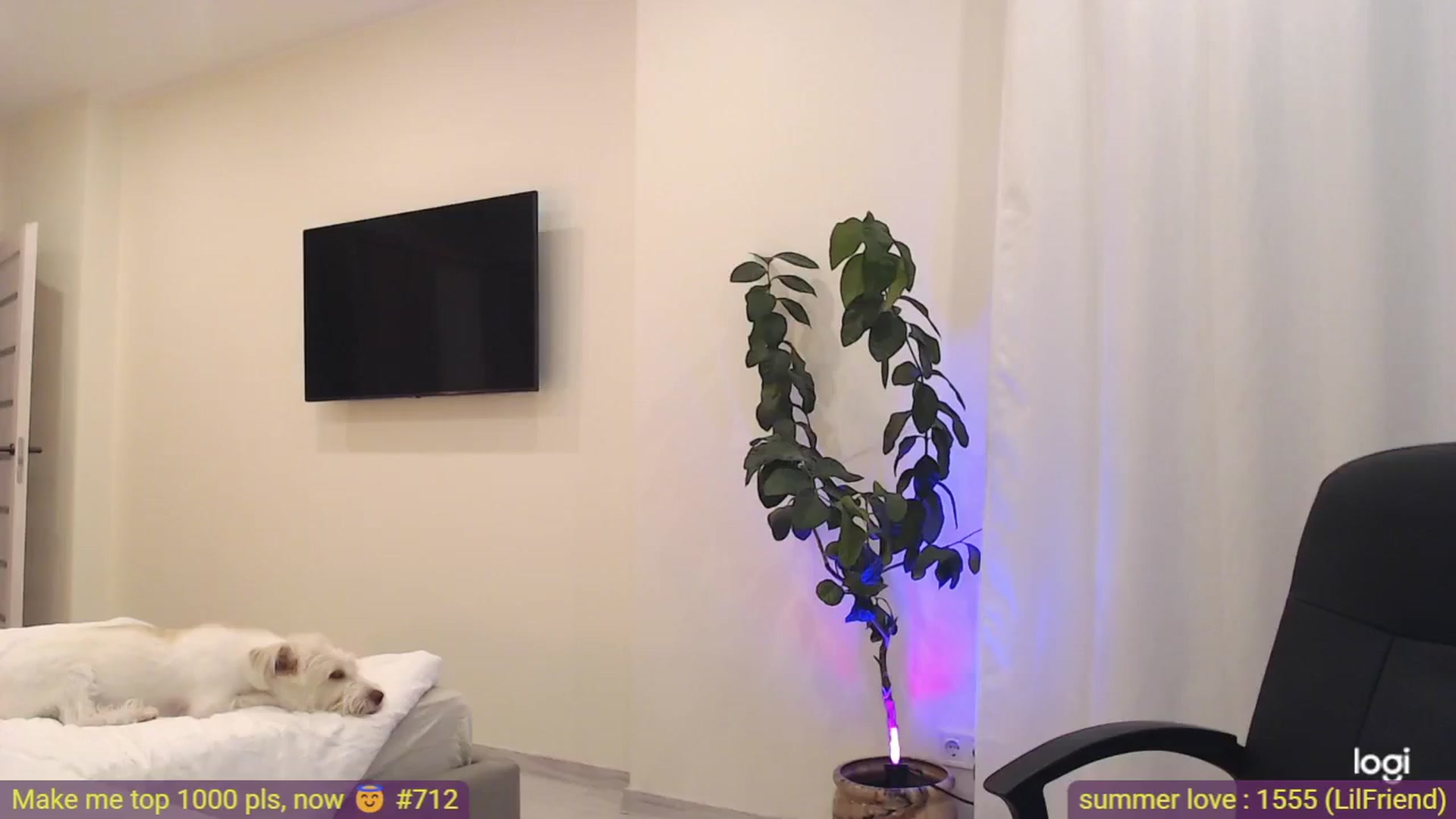 Gallery image thumbnail from AnnaLuv's myfreecams stream on, 07/18/2025, 22:51 image 16 of 20