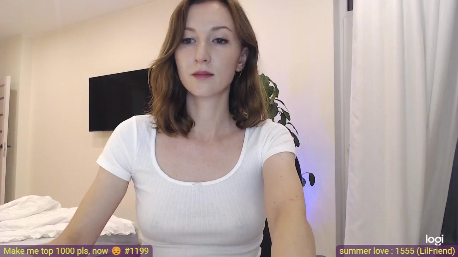 Gallery image thumbnail from AnnaLuv's myfreecams stream on, 07/31/2025, 23:26 image 11 of 20