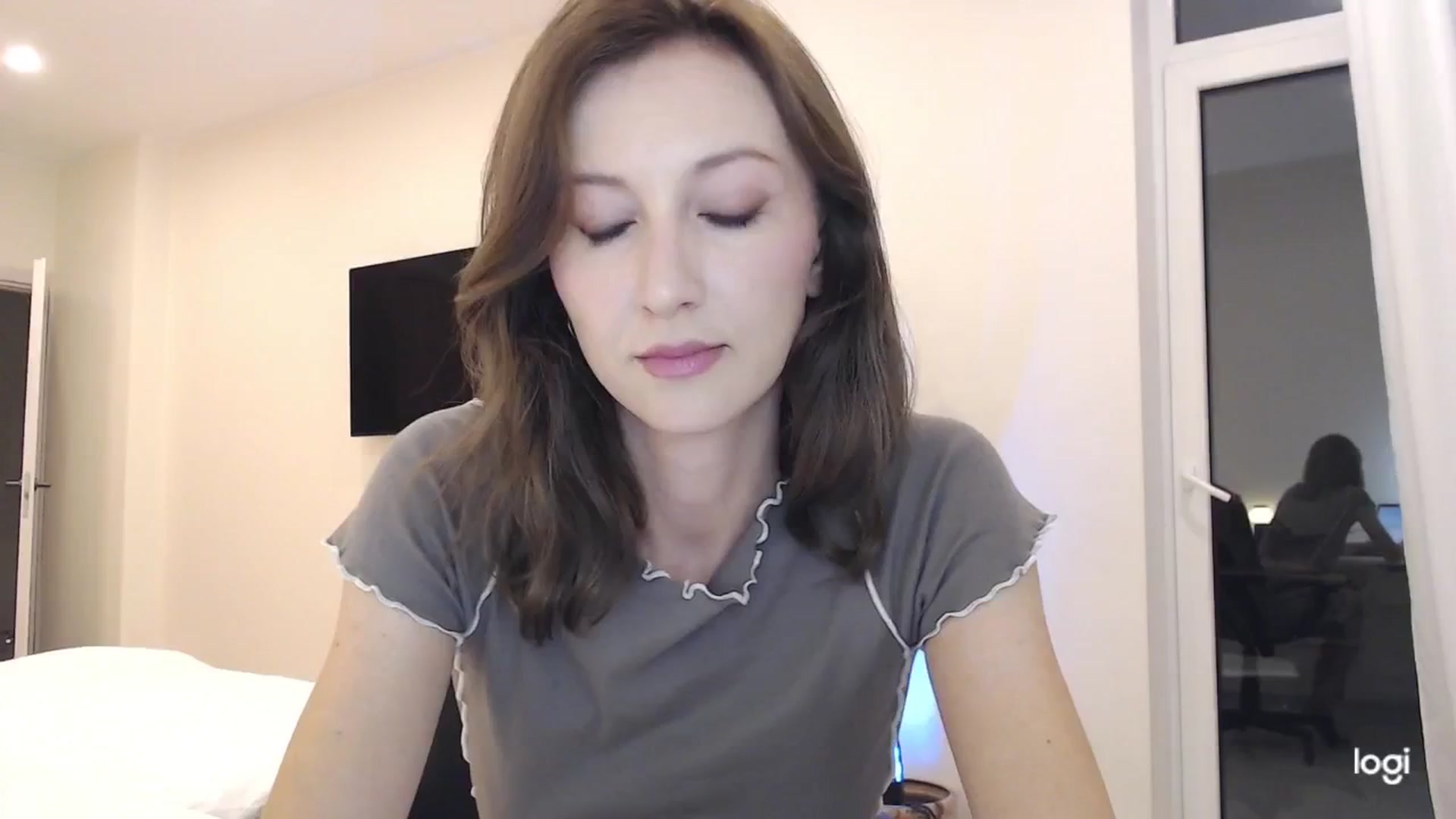 Gallery image thumbnail from AnnaLuv's myfreecams stream on, 09/04/2025, 20:29 image 1 of 20