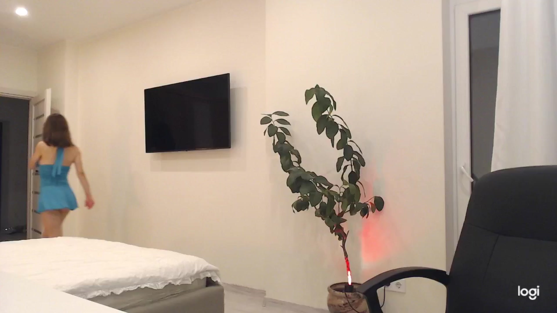 Gallery image thumbnail from AnnaLuv's myfreecams stream on, 09/07/2025, 21:23 image 8 of 20