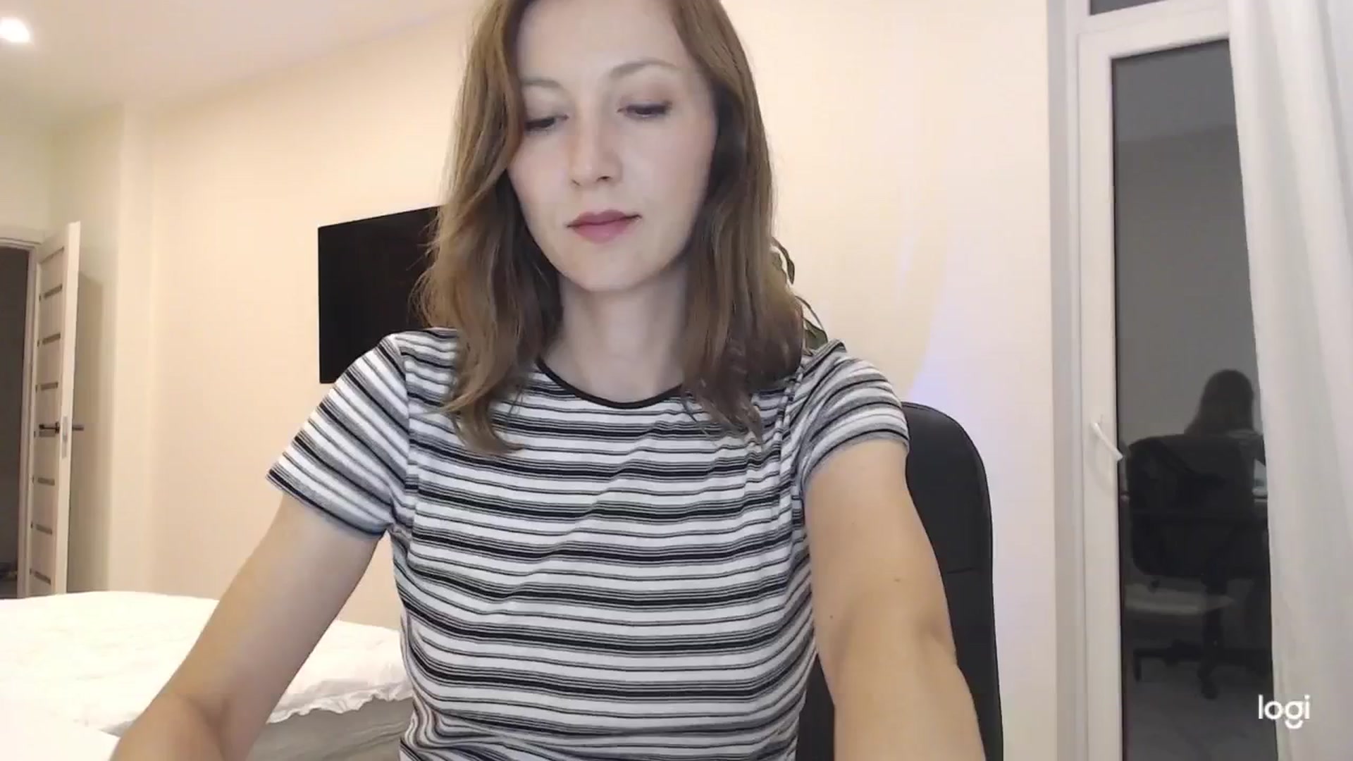 Gallery image thumbnail from AnnaLuv's myfreecams stream on, 09/07/2025, 23:31 image 14 of 20
