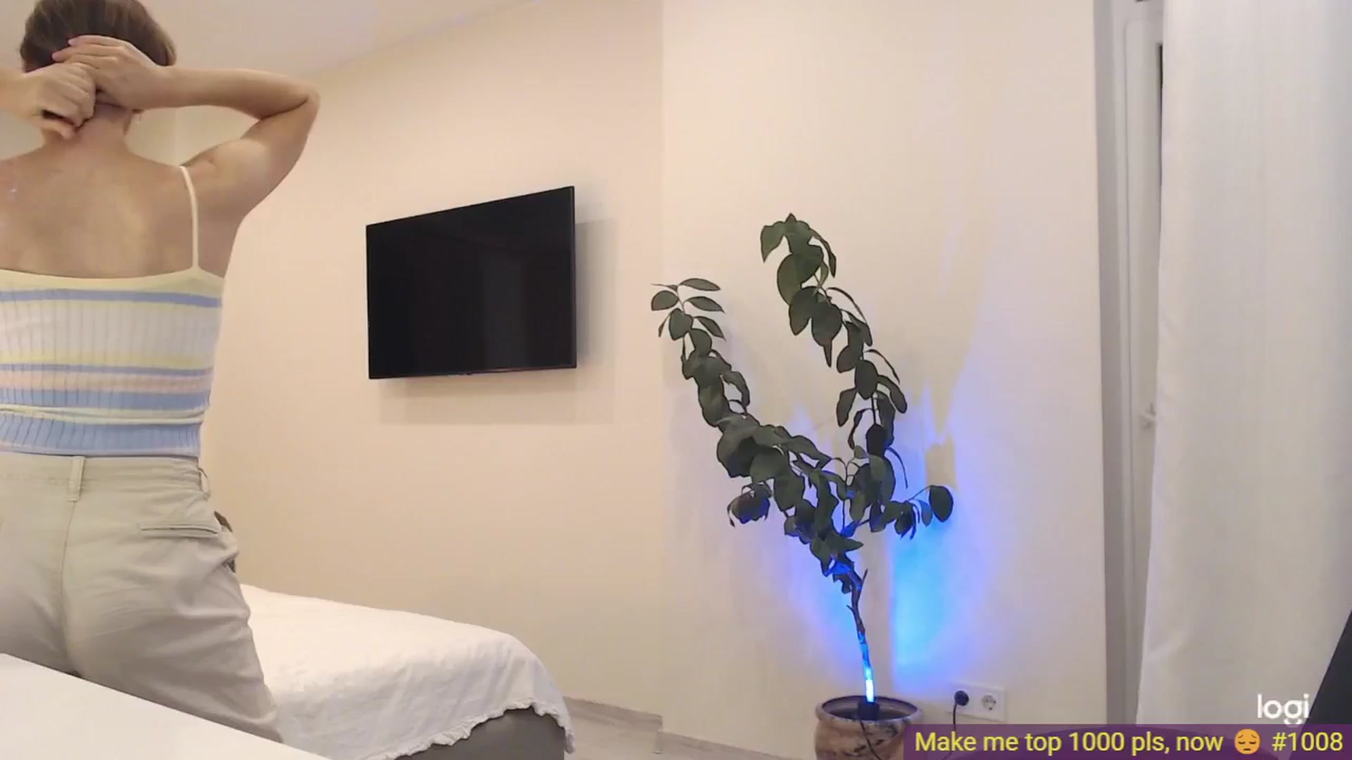Gallery image thumbnail from AnnaLuv's myfreecams stream on, 09/11/2025, 21:49 image 12 of 20