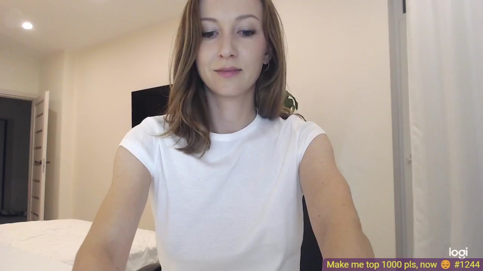 Gallery image thumbnail from AnnaLuv's myfreecams stream on, 09/13/2025, 22:30 image 3 of 20