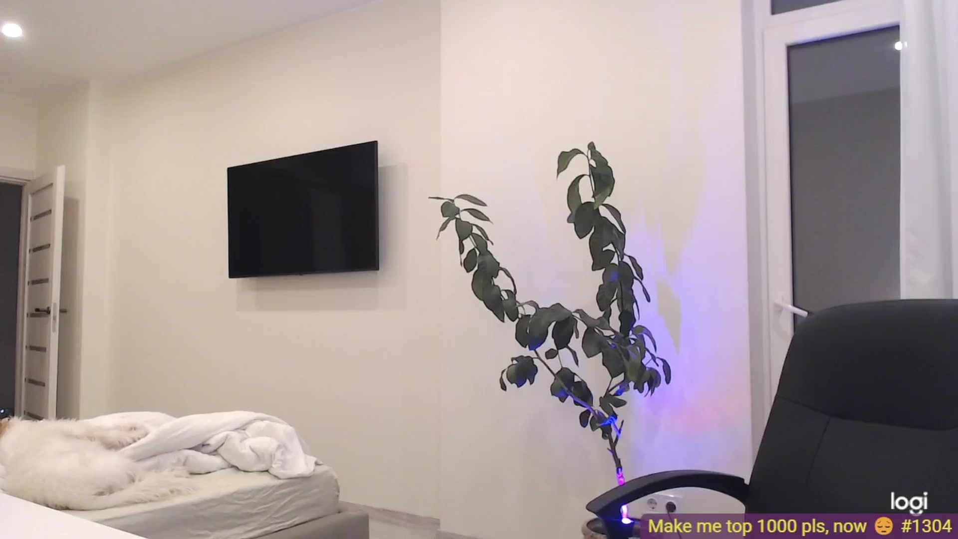 Gallery image thumbnail from AnnaLuv's myfreecams stream on, 09/16/2025, 21:49 image 11 of 20