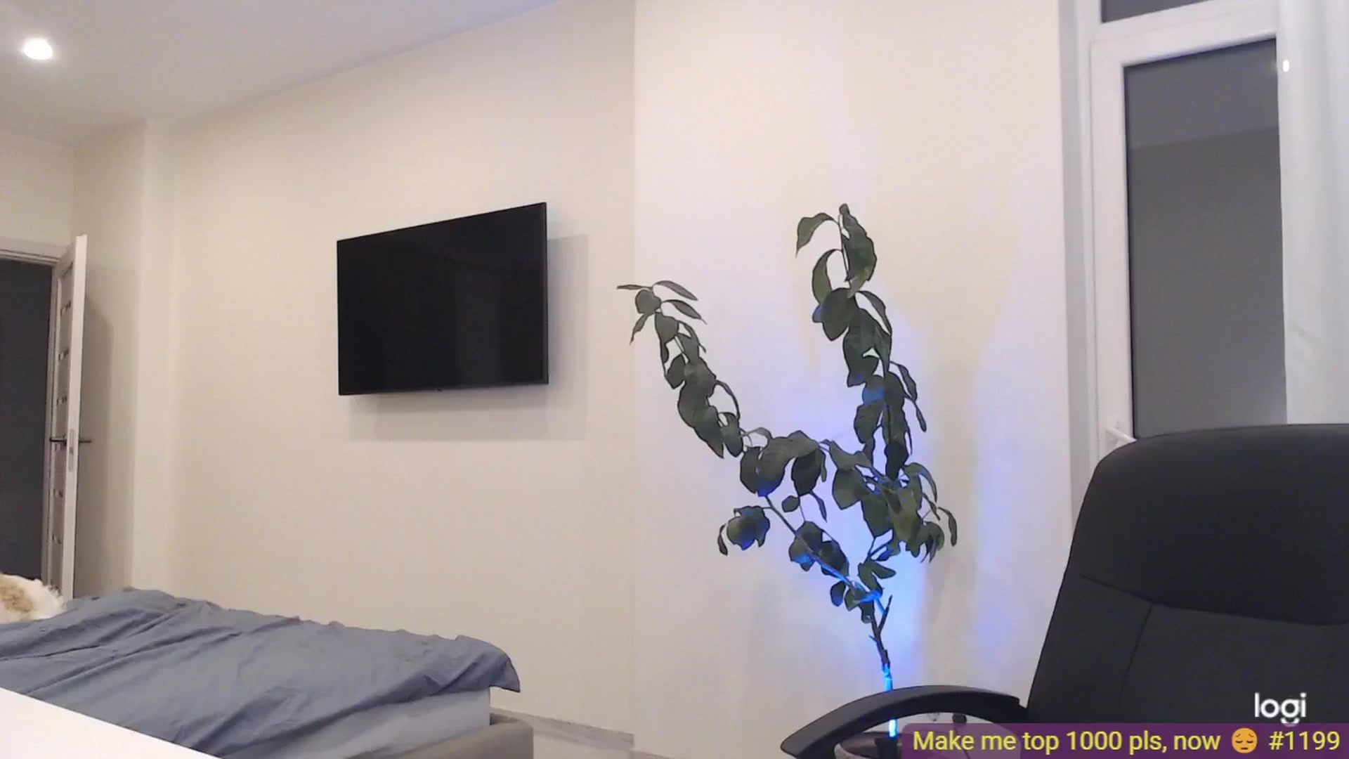 Gallery image thumbnail from AnnaLuv's myfreecams stream on, 09/18/2025, 21:33 image 1 of 20
