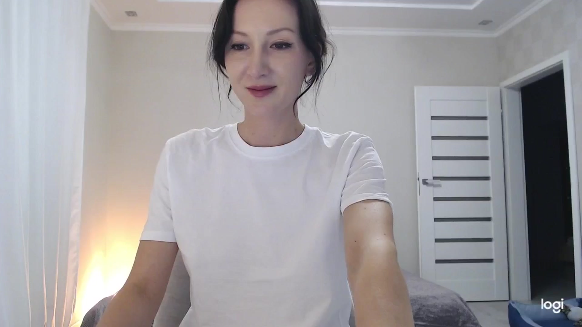 Gallery image thumbnail from AnnaLuv's myfreecams stream on, 10/25/2025, 23:00 image 14 of 20