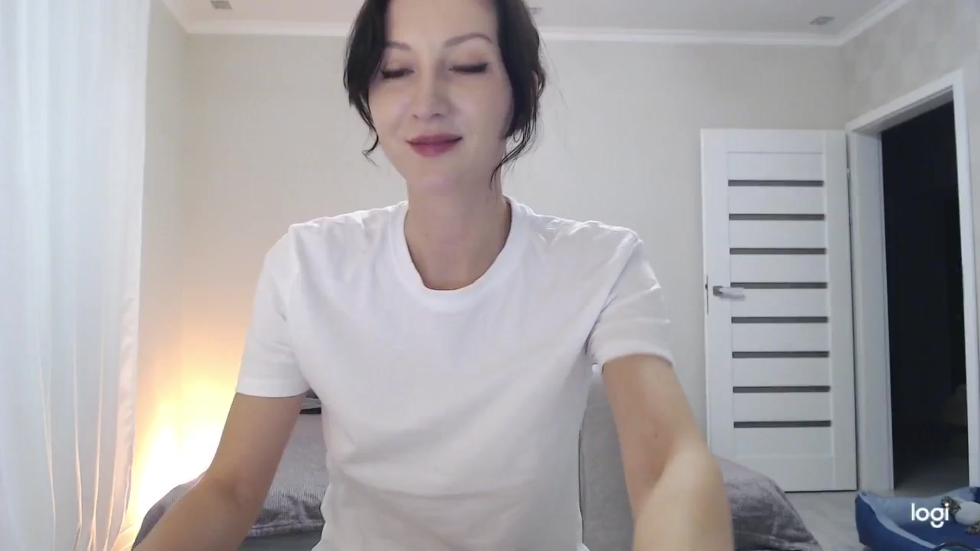 Gallery image thumbnail from AnnaLuv's myfreecams stream on, 10/25/2025, 23:00 image 11 of 20