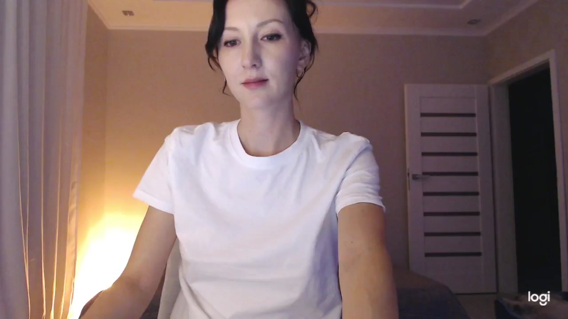 Gallery image thumbnail from AnnaLuv's myfreecams stream on, 10/25/2025, 23:00 image 17 of 20
