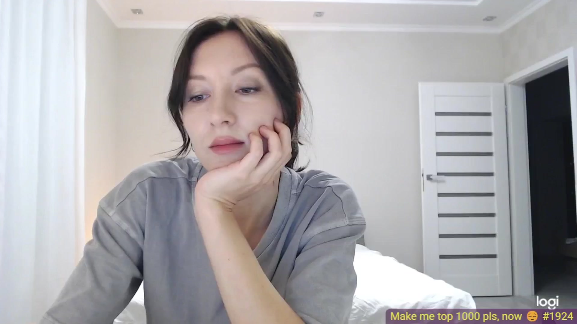 Gallery image thumbnail from AnnaLuv's myfreecams stream on, 11/02/2025, 22:25 image 12 of 20