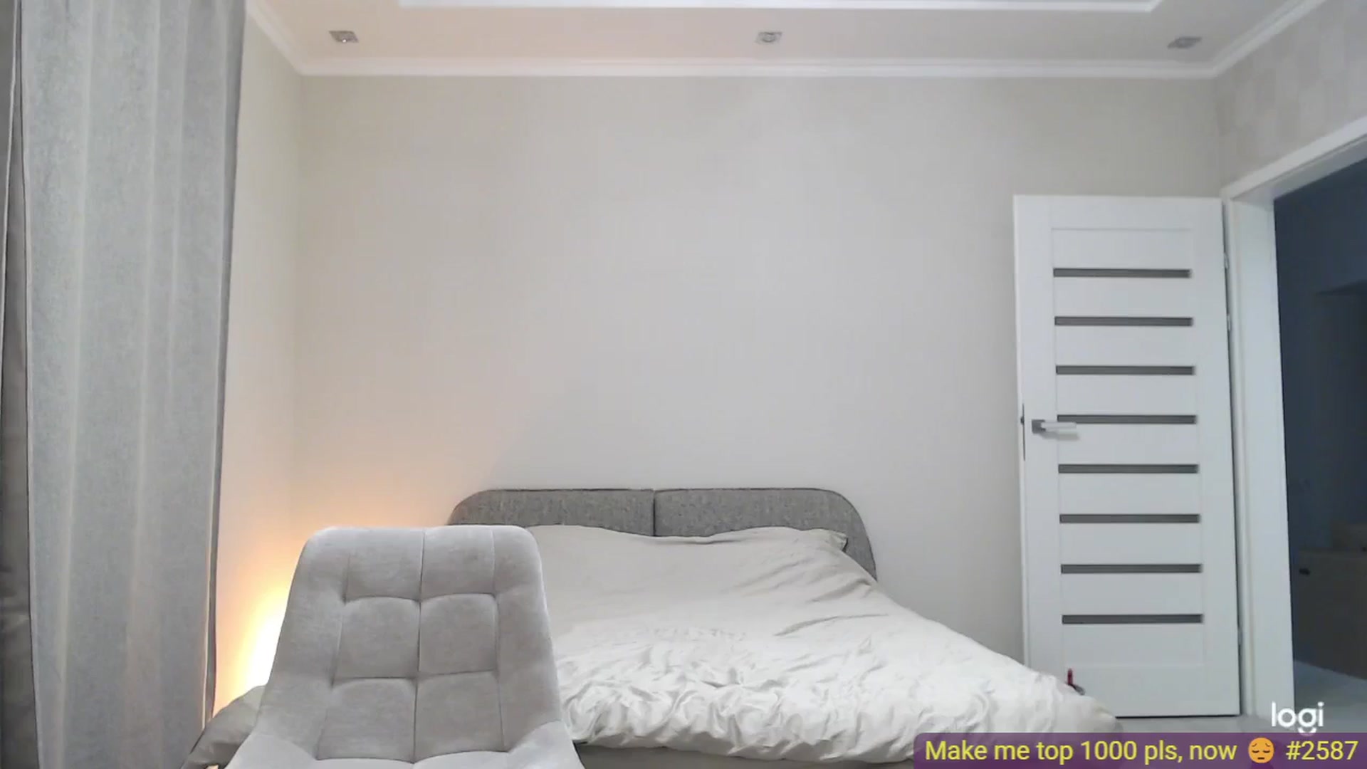 Gallery image thumbnail from AnnaLuv's myfreecams stream on, 11/16/2025, 23:32 image 9 of 20