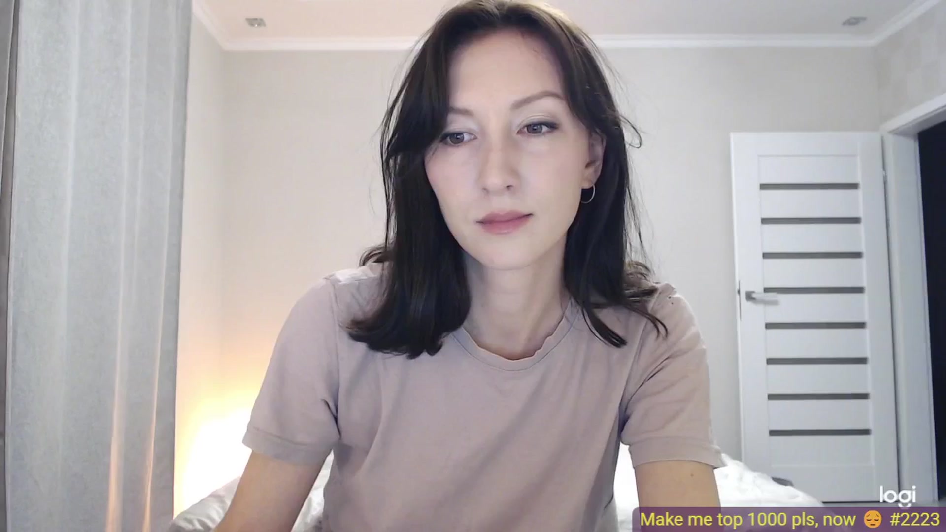 Gallery image thumbnail from AnnaLuv's myfreecams stream on, 11/17/2025, 21:51 image 16 of 20