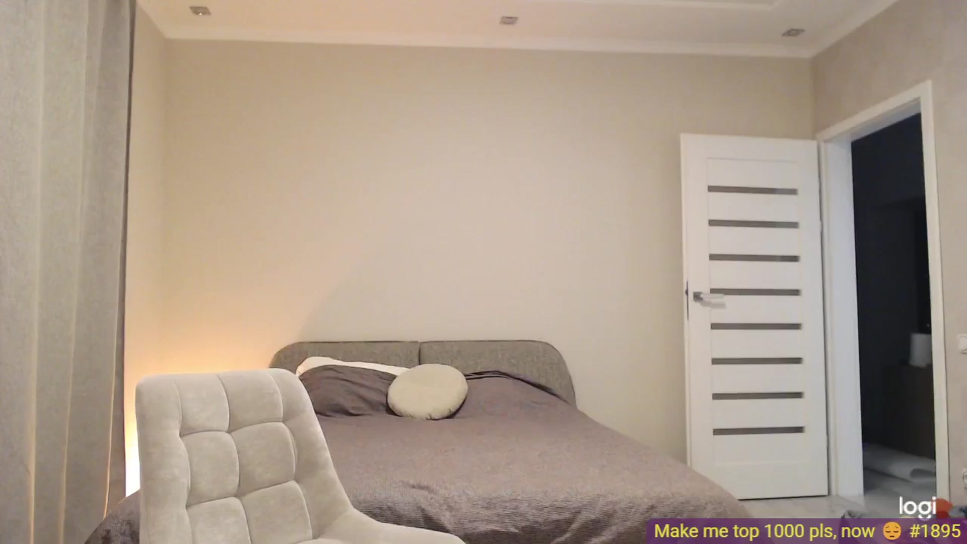 Gallery image thumbnail from AnnaLuv's myfreecams stream on, 11/23/2025, 22:22 image 9 of 20