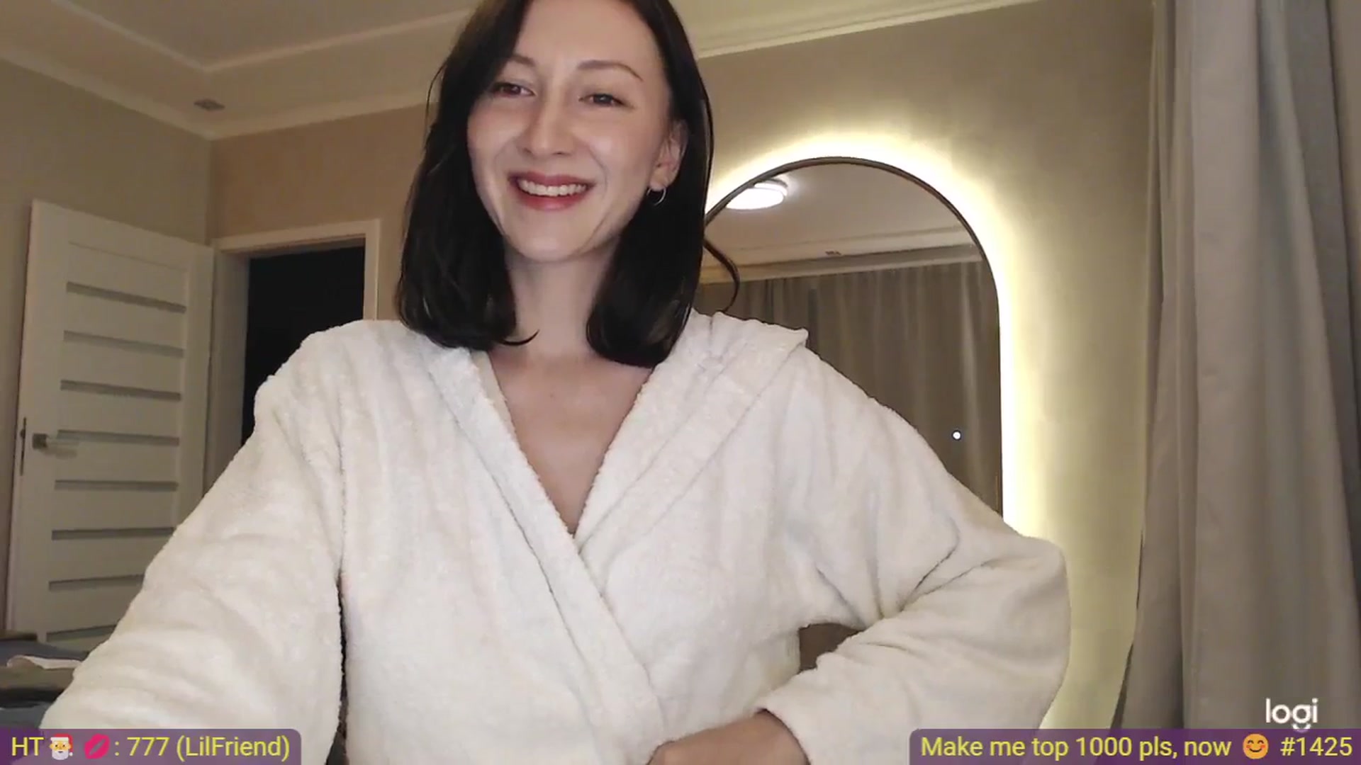 Gallery image thumbnail from AnnaLuv's myfreecams stream on, 12/16/2025, 24:07 image 7 of 20