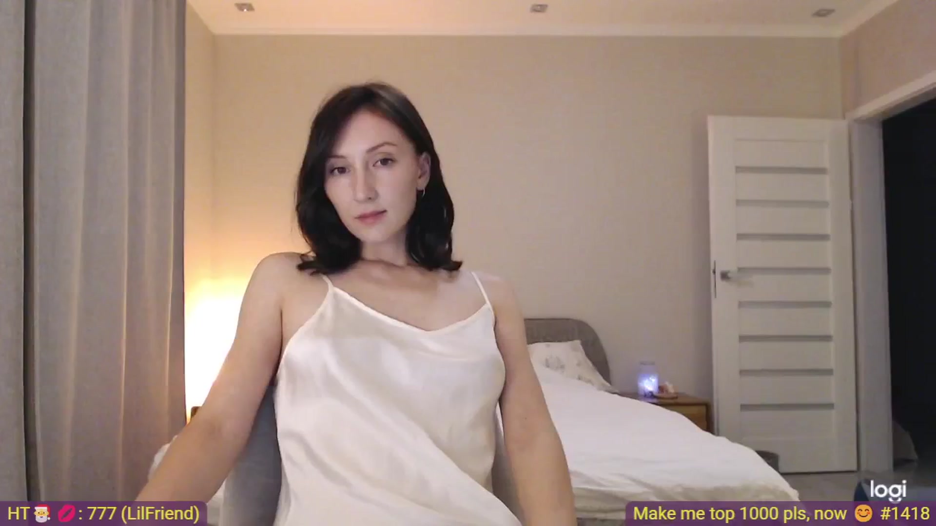 Gallery image thumbnail from AnnaLuv's myfreecams stream on, 12/17/2025, 22:52 image 16 of 20