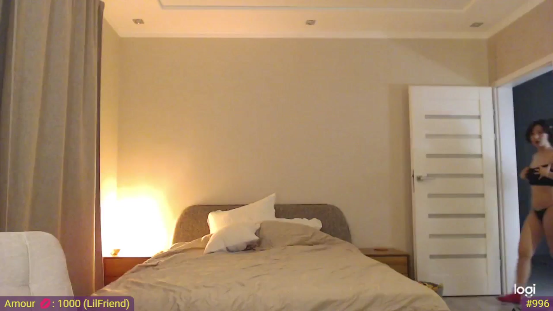 Gallery image thumbnail from AnnaLuv's myfreecams stream on, 02/19/2026, 23:57 image 5 of 20