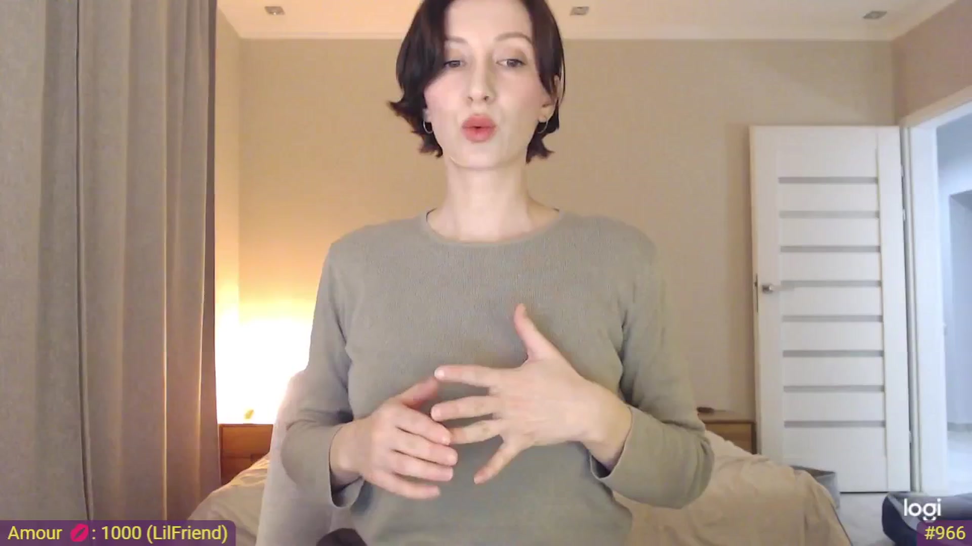 Gallery image thumbnail from AnnaLuv's myfreecams stream on, 02/27/2026, 21:21 image 1 of 20