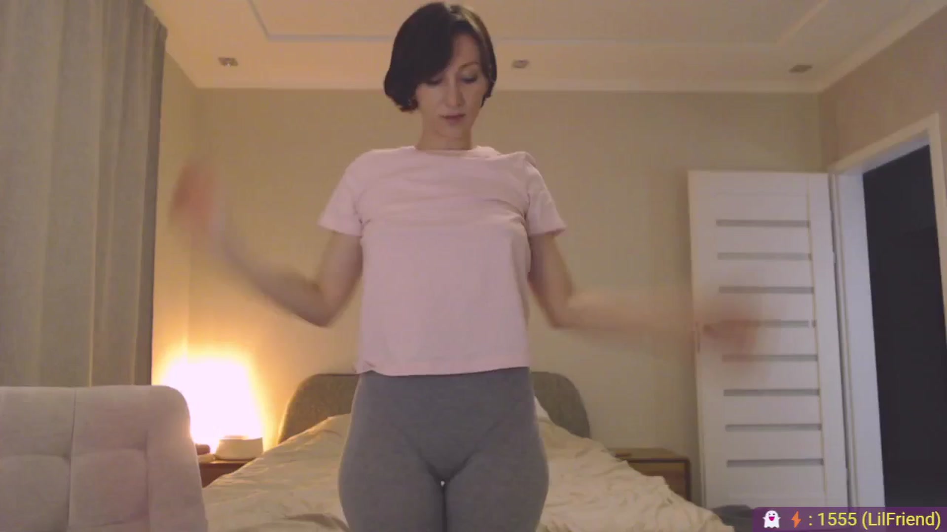 Gallery image thumbnail from AnnaLuv's myfreecams stream on, 04/06/2026, 21:36 image 6 of 20