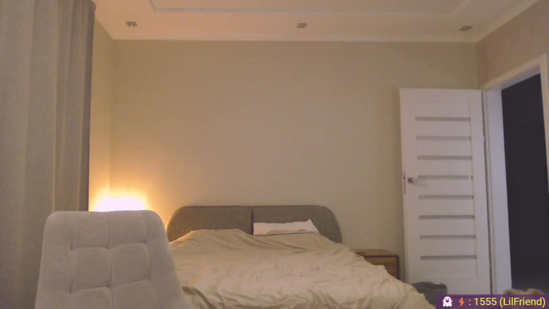 Gallery image thumbnail from AnnaLuv's myfreecams stream on, 04/06/2026, 21:36 image 15 of 20