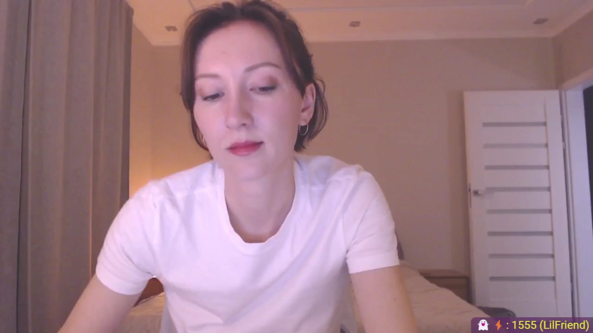 Gallery image thumbnail from AnnaLuv's myfreecams stream on, 04/15/2026, 21:26 image 17 of 20
