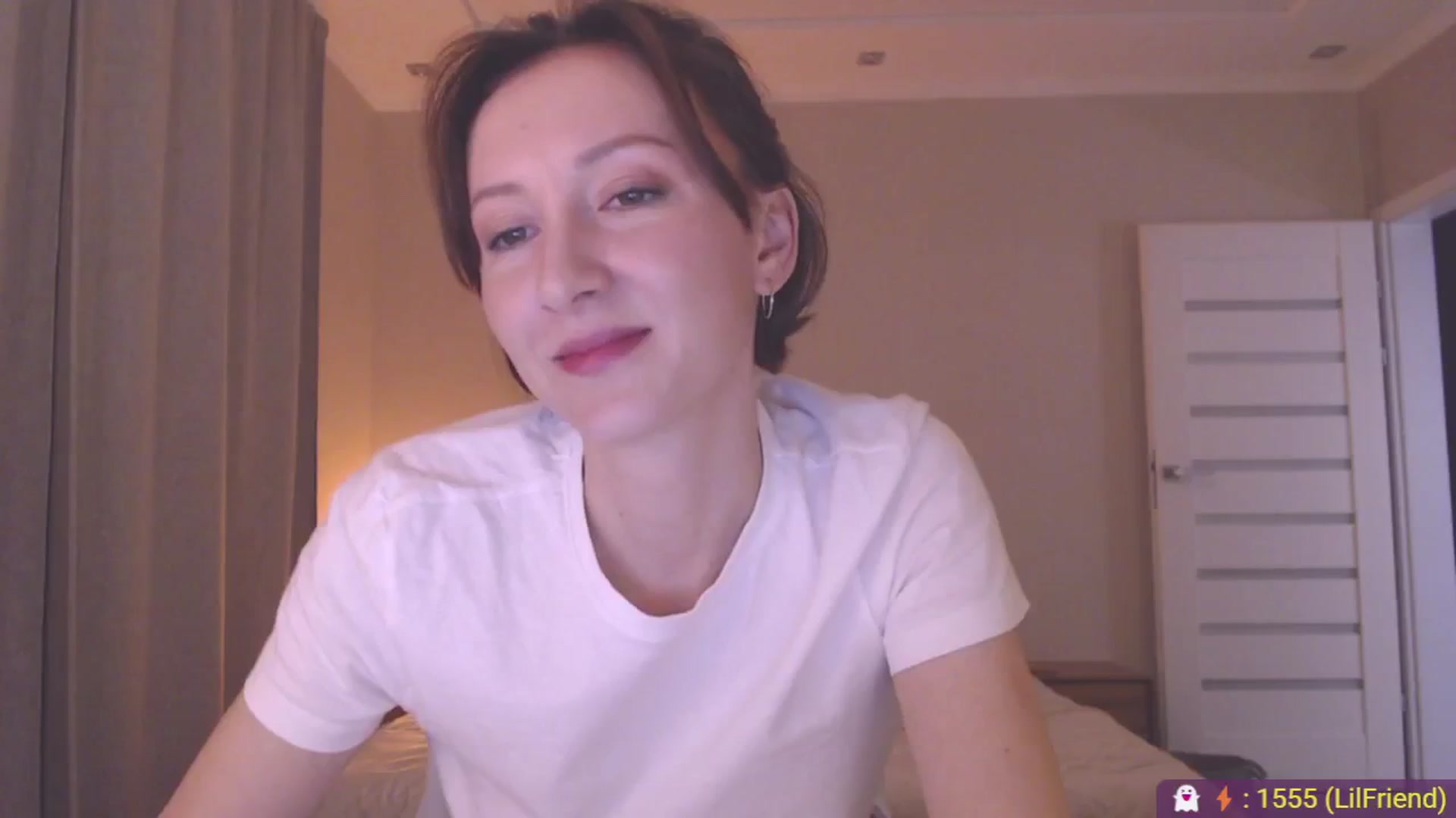 Gallery image thumbnail from AnnaLuv's myfreecams stream on, 04/15/2026, 21:26 image 13 of 20