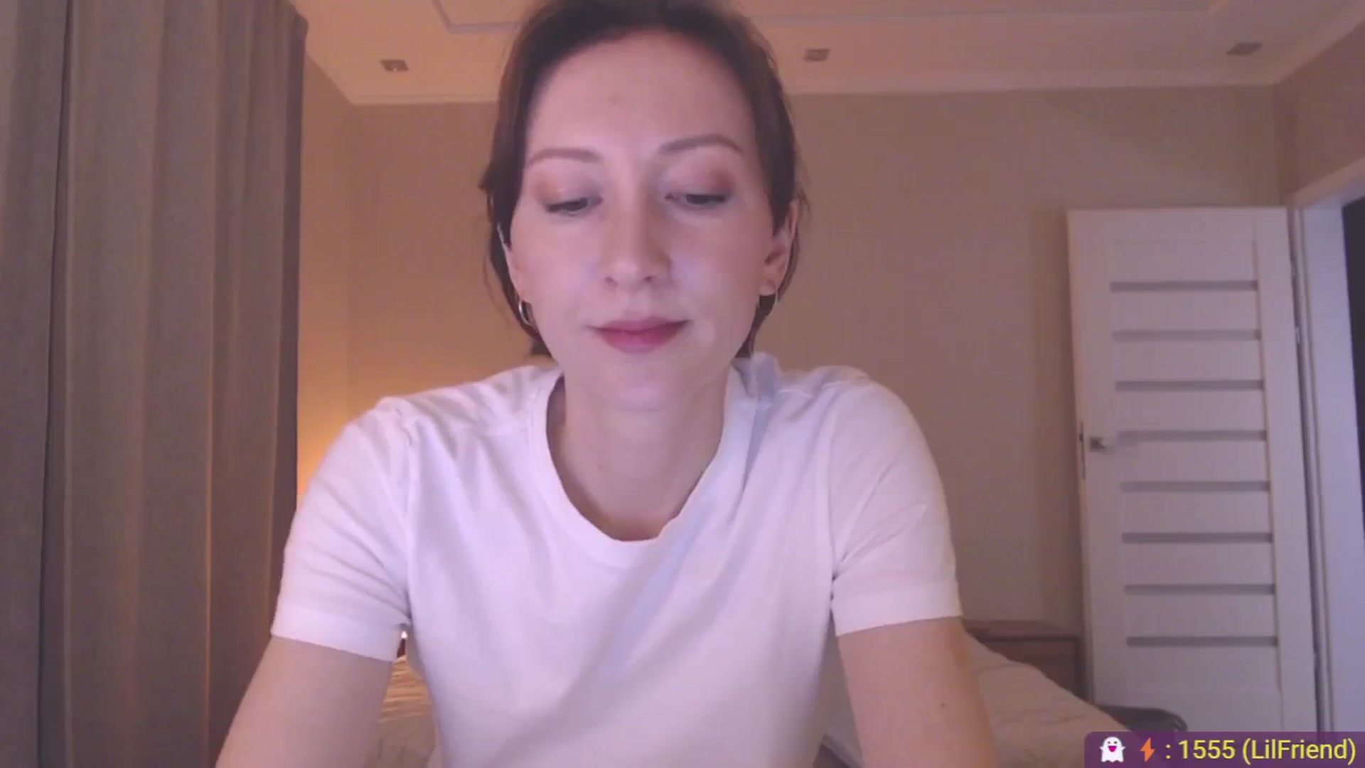 Gallery image thumbnail from AnnaLuv's myfreecams stream on, 04/15/2026, 21:26 image 9 of 20