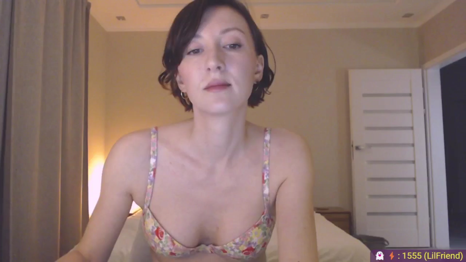 Gallery image thumbnail from AnnaLuv's myfreecams stream on, 04/16/2026, 22:28 image 8 of 20