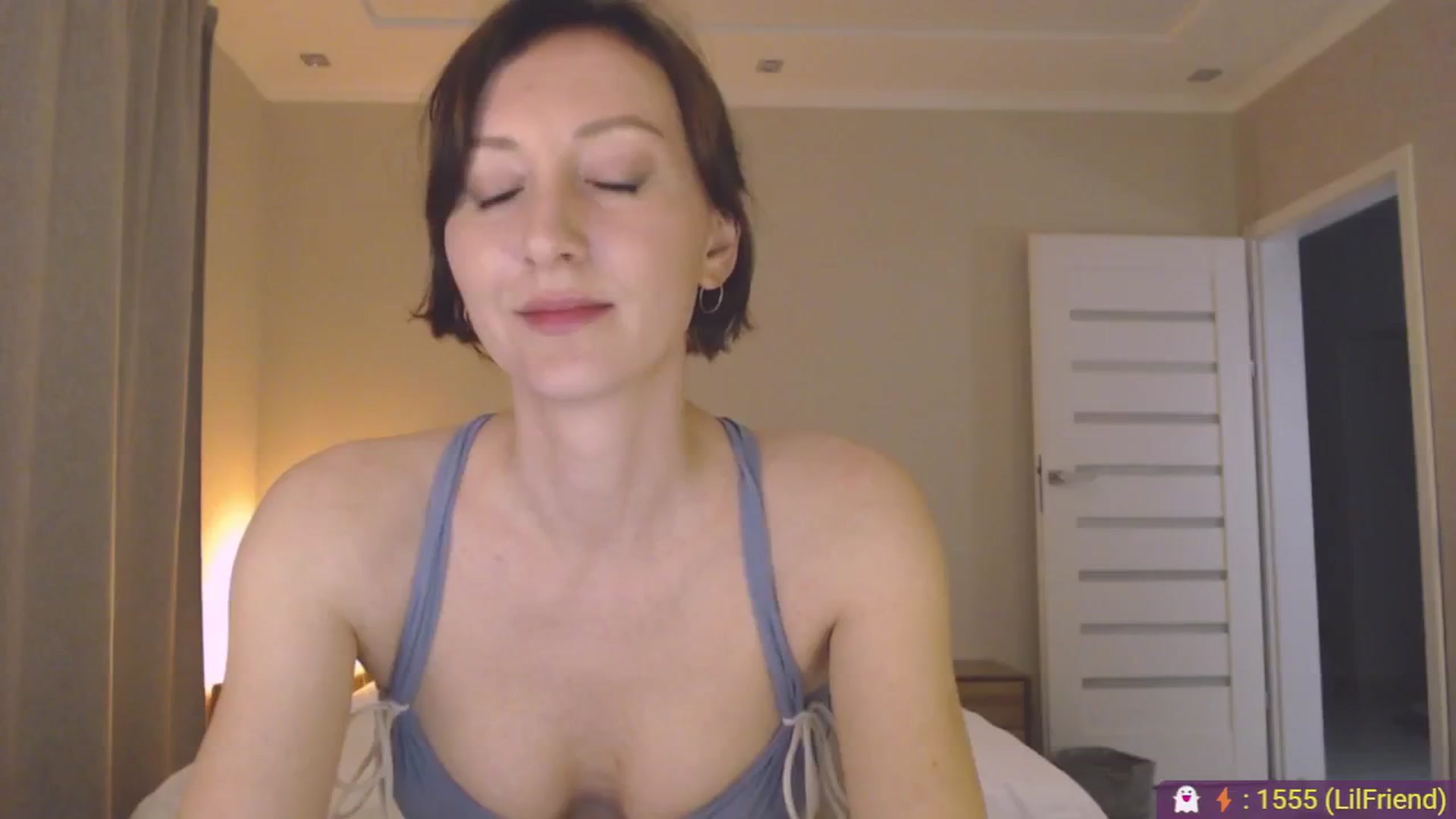 Gallery image thumbnail from AnnaLuv's myfreecams stream on, 04/18/2026, 21:39 image 19 of 20