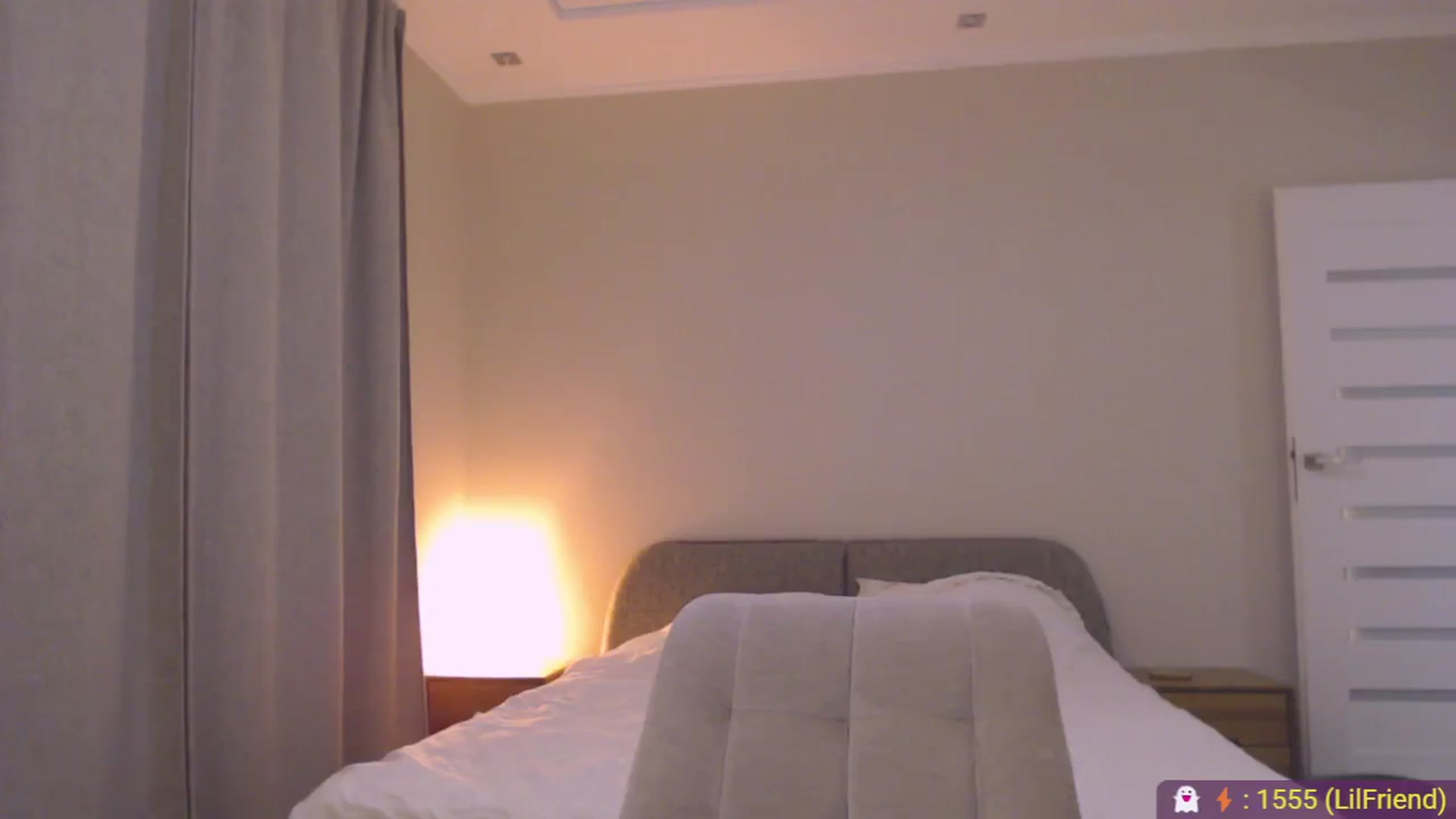 Gallery image thumbnail from AnnaLuv's myfreecams stream on, 04/26/2026, 21:38 image 11 of 20