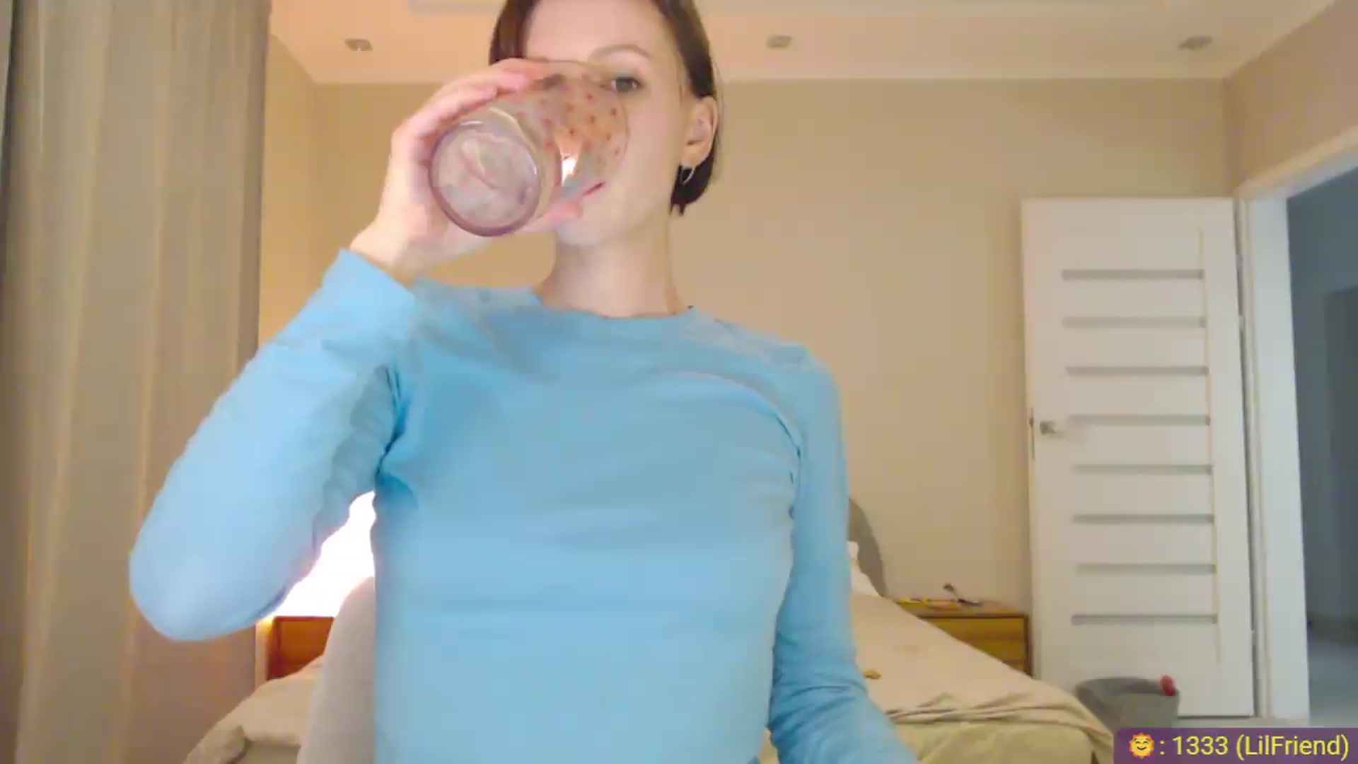 Gallery image thumbnail from AnnaLuv's myfreecams stream on, 05/13/2026, 22:03 image 3 of 20
