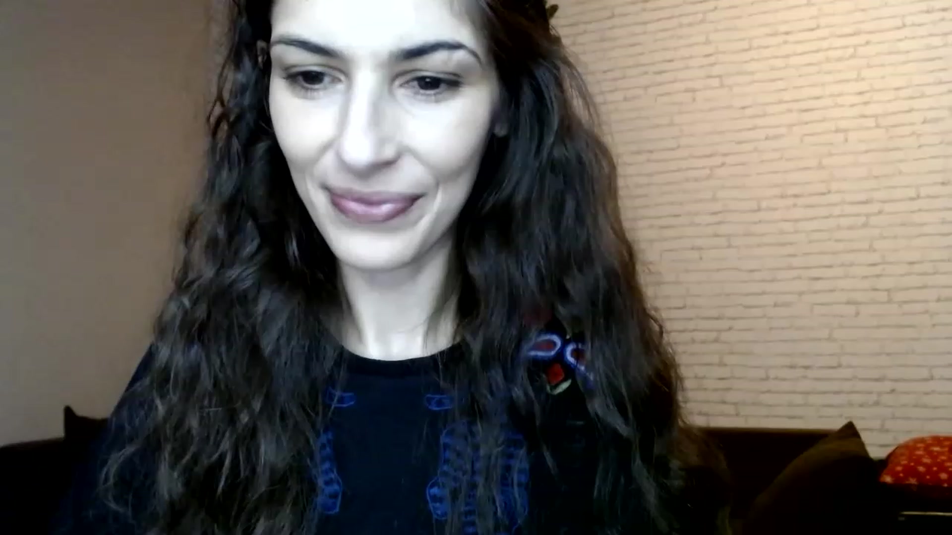 Gallery image thumbnail from AnnaMFC_'s myfreecams stream on, 03/07/2023, 04:41 image 20 of 20