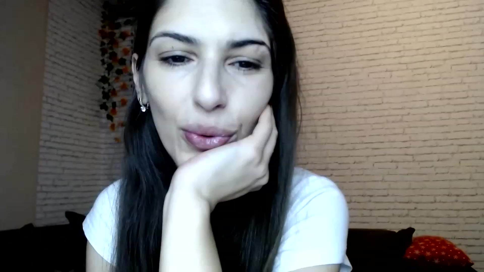 Gallery image thumbnail from AnnaMFC_'s myfreecams stream on, 03/08/2023, 05:12 image 6 of 20