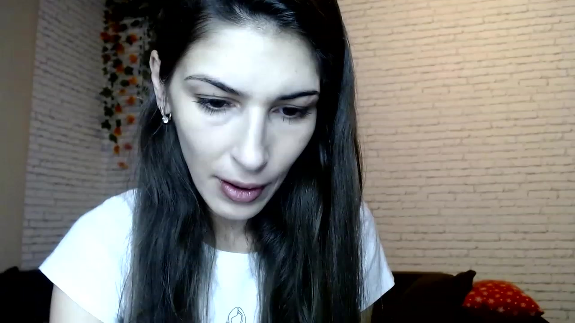 Gallery image thumbnail from AnnaMFC_'s myfreecams stream on, 03/08/2023, 05:12 image 9 of 20
