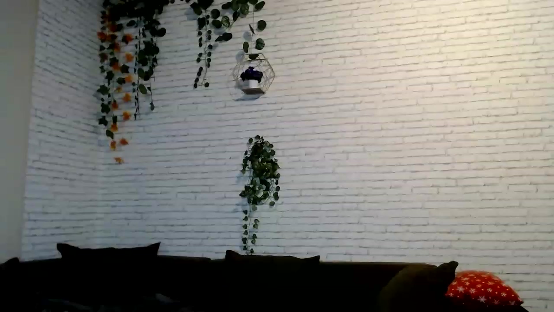 Gallery image thumbnail from AnnaMFC_'s myfreecams stream on, 03/08/2023, 05:12 image 8 of 20