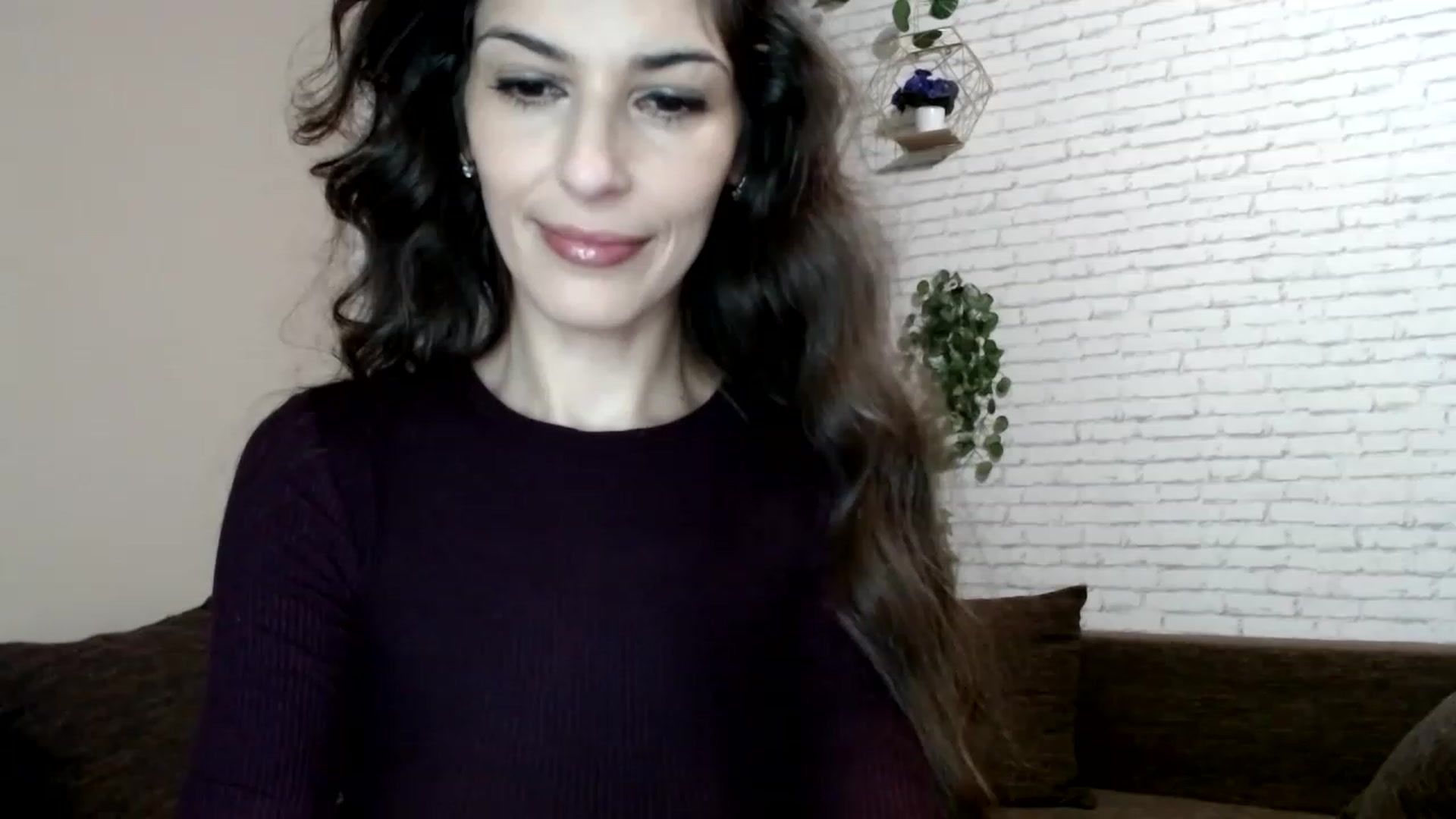 Gallery image thumbnail from AnnaMFC_'s myfreecams stream on, 03/20/2023, 04:37 image 8 of 20