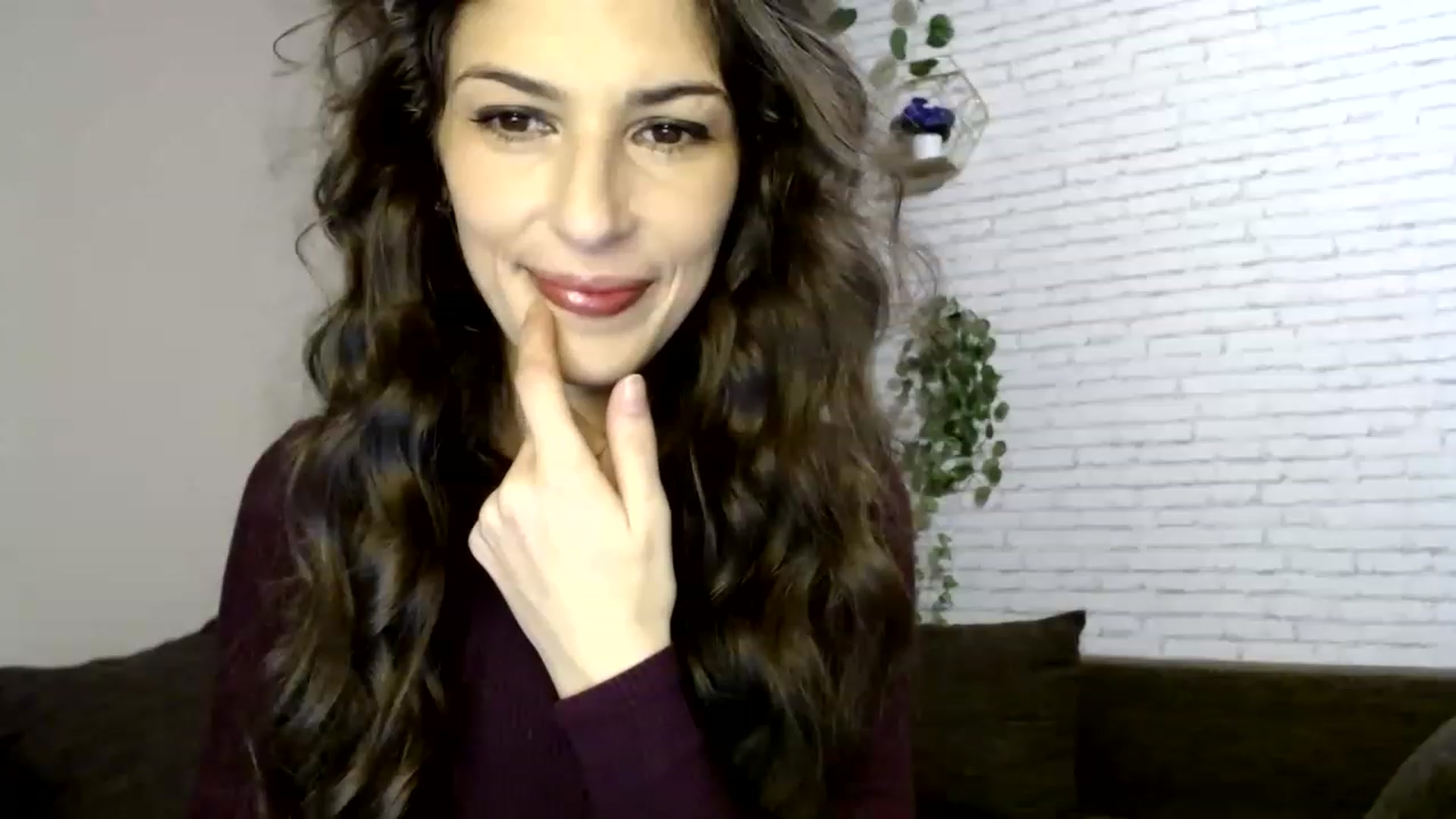Gallery image thumbnail from AnnaMFC_'s myfreecams stream on, 03/20/2023, 04:37 image 4 of 20
