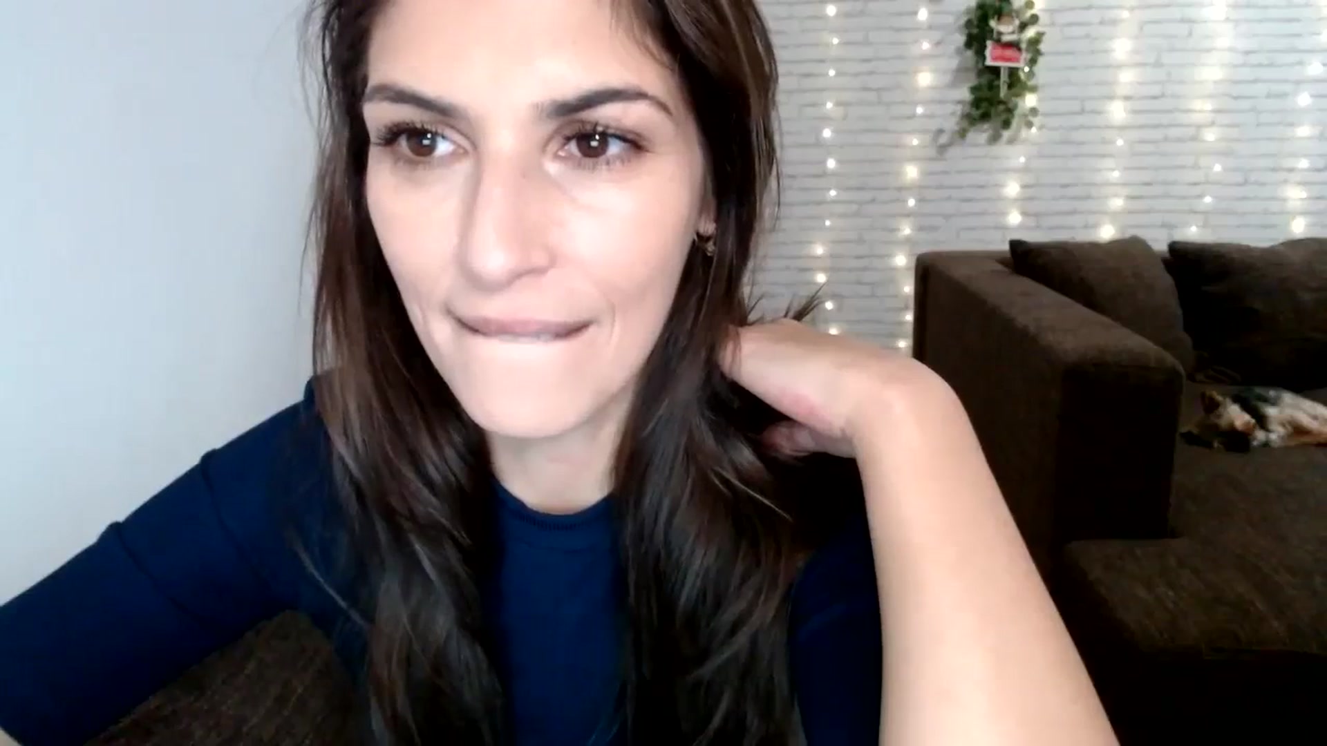 Gallery image thumbnail from AnnaMFC_'s myfreecams stream on, 01/01/2024, 08:08 image 16 of 20