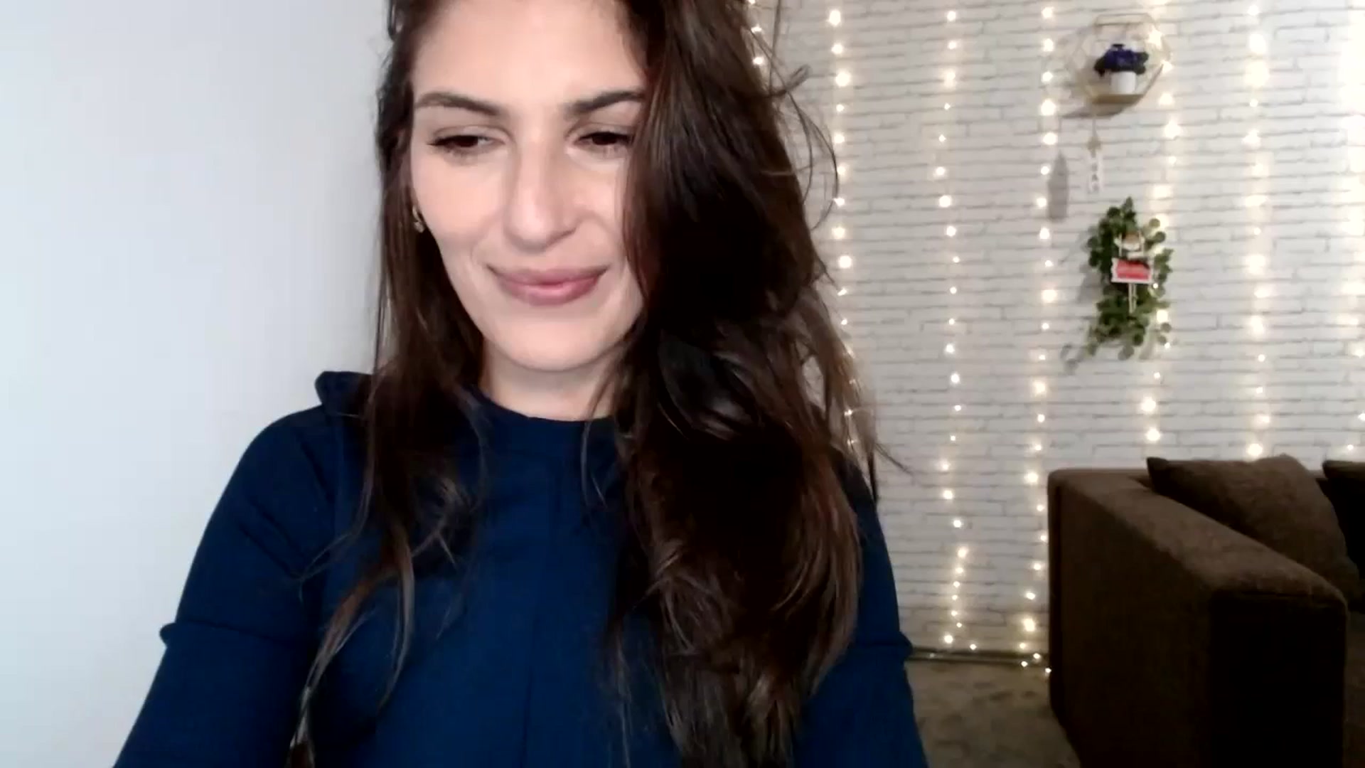 Gallery image thumbnail from AnnaMFC_'s myfreecams stream on, 01/01/2024, 08:08 image 9 of 20