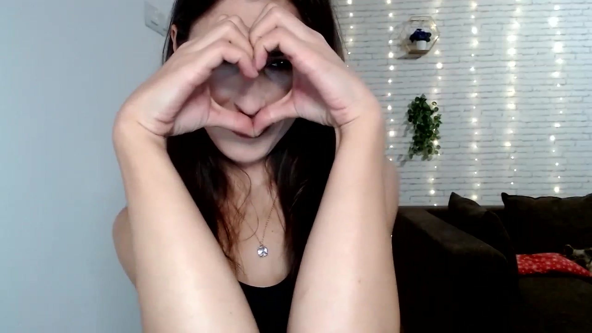 Gallery image thumbnail from AnnaMFC_'s myfreecams stream on, 01/04/2024, 04:55 image 2 of 20