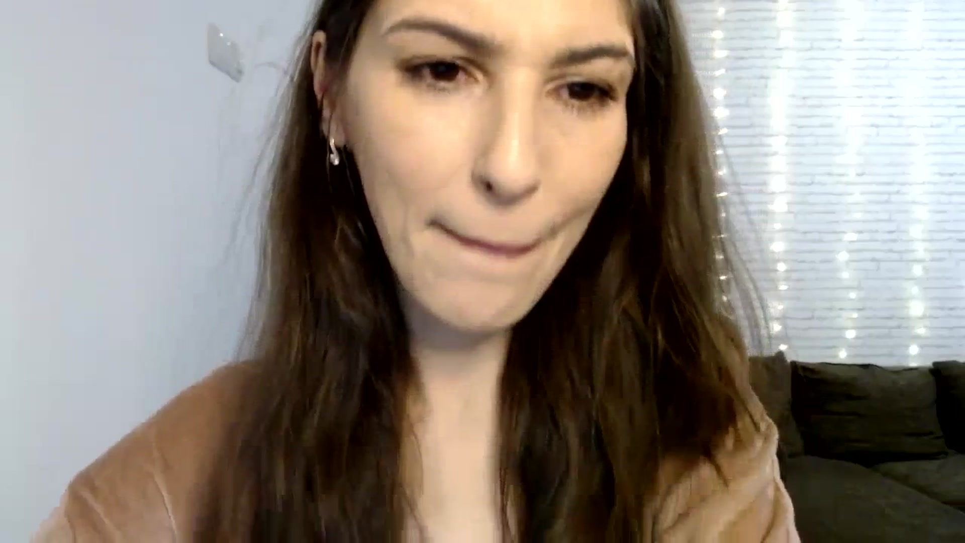 Gallery image thumbnail from AnnaMFC_'s myfreecams stream on, 02/07/2024, 04:09 image 6 of 20
