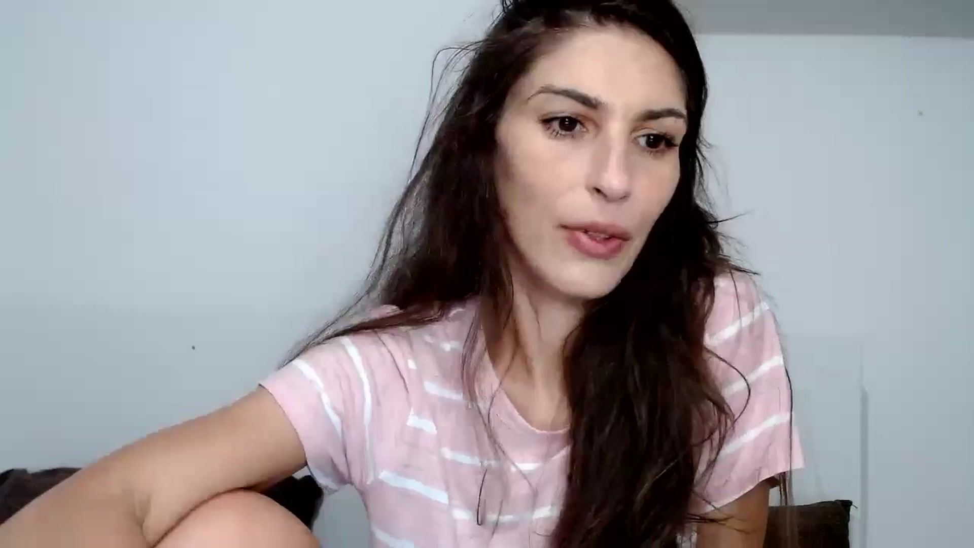 Gallery image thumbnail from AnnaMFC_'s myfreecams stream on, 06/29/2024, 02:16 image 14 of 20