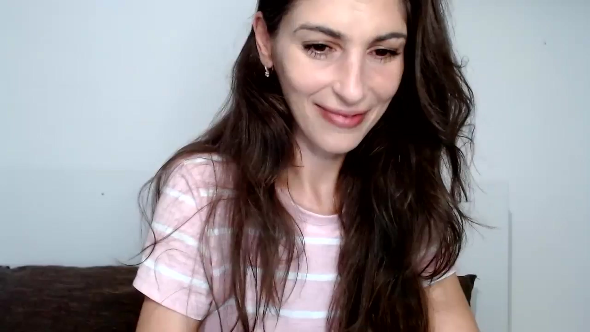 Gallery image thumbnail from AnnaMFC_'s myfreecams stream on, 06/29/2024, 02:16 image 4 of 20
