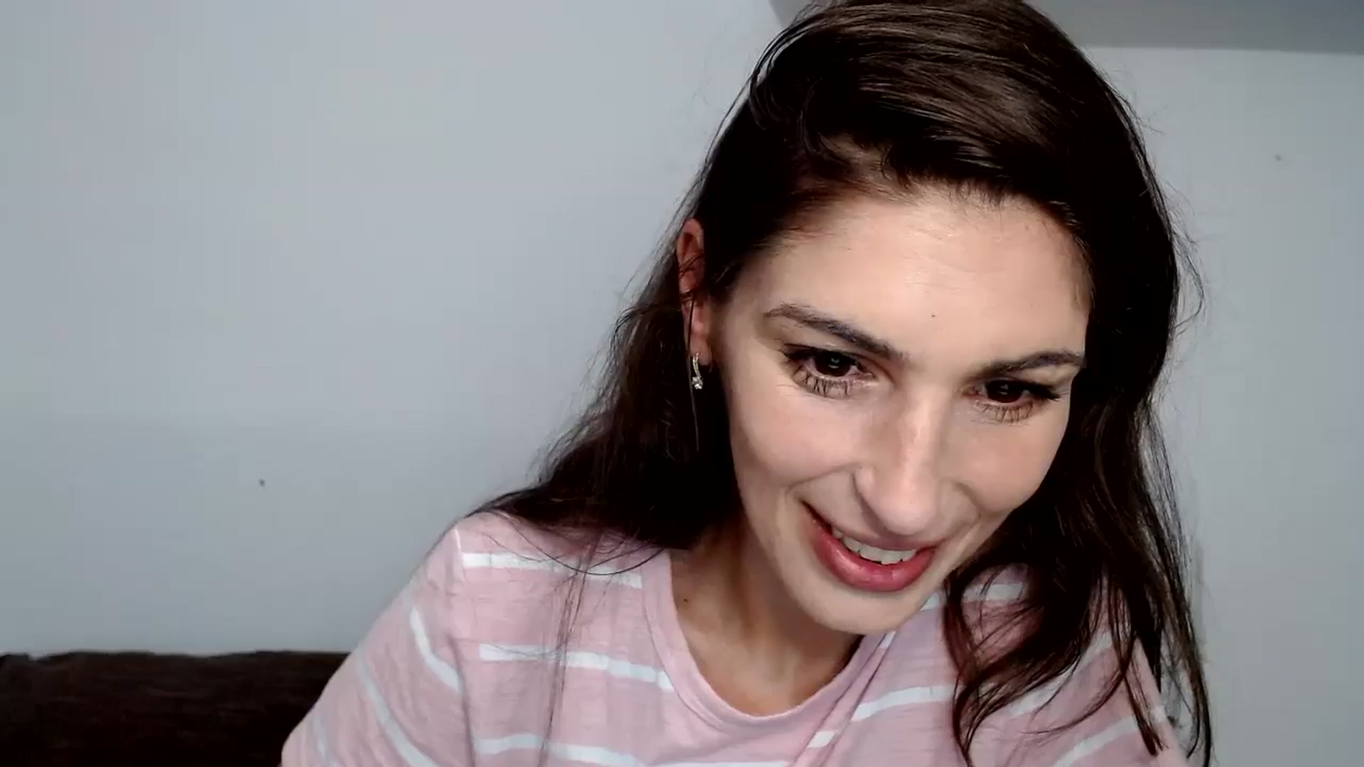 Gallery image thumbnail from AnnaMFC_'s myfreecams stream on, 06/29/2024, 02:16 image 15 of 20