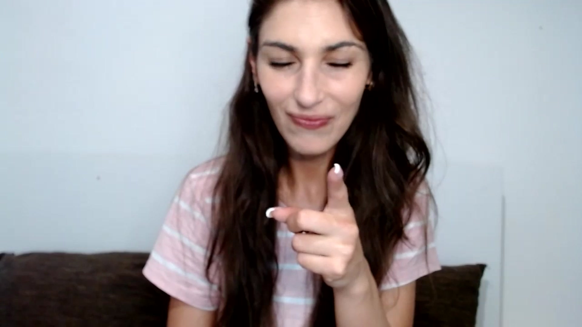 Gallery image thumbnail from AnnaMFC_'s myfreecams stream on, 06/29/2024, 02:16 image 11 of 20