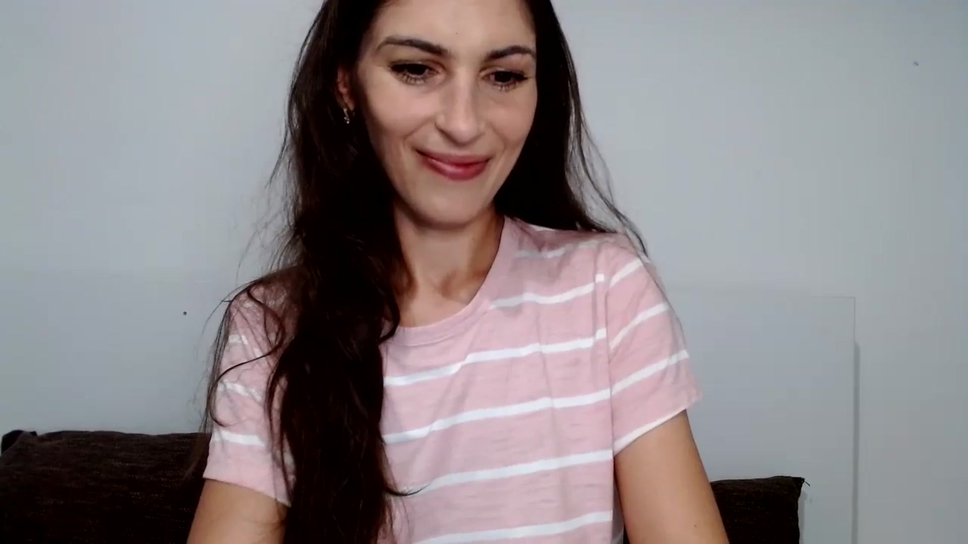 Gallery image thumbnail from AnnaMFC_'s myfreecams stream on, 06/29/2024, 02:16 image 9 of 20